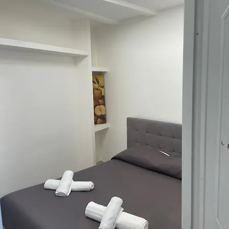 La Casetta Con Giardino 度假居 *